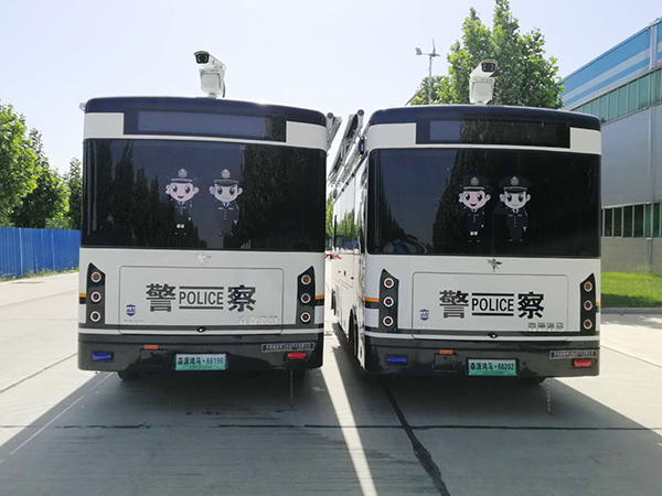兩會安保進(jìn)行時//內(nèi)蒙古采購移動警務(wù)室 智慧警務(wù)守護(hù)“兩會”(圖4) 兩會安保進(jìn)行時//內(nèi)蒙古采購移動警務(wù)室 智慧警務(wù)守護(hù)“兩會”(圖4)