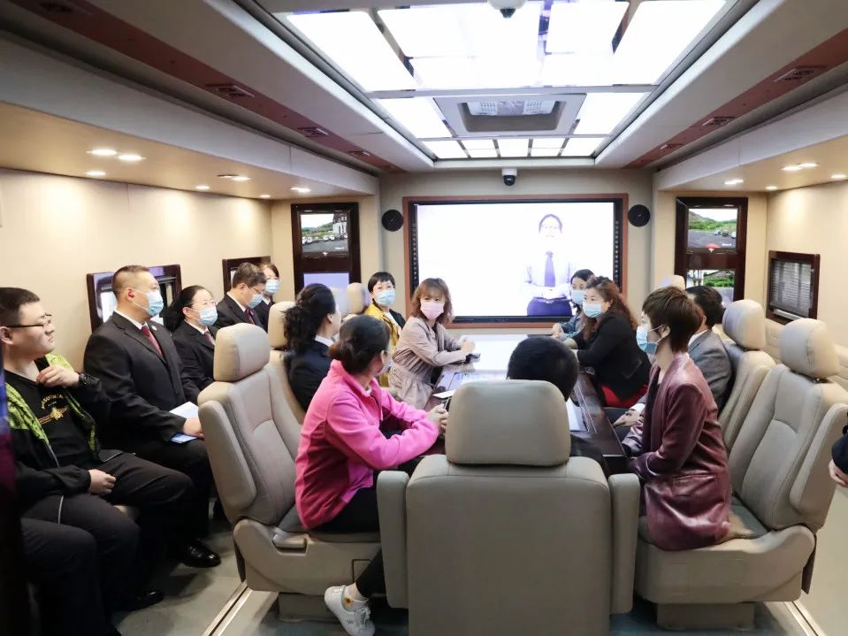 內蒙古||阿爾山市檢察院舉辦“民有所呼、我有所應”檢察開放日活動(圖2)
