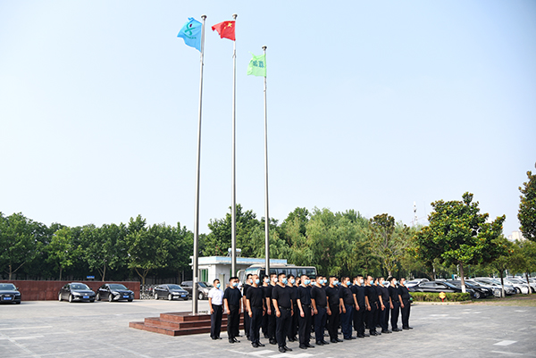 用紀(jì)律打造團(tuán)隊(duì)  用堅(jiān)韌挑戰(zhàn)未來(lái)——森源鴻馬月度總結(jié)大會(huì)(圖9)