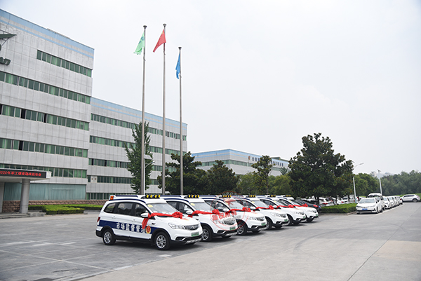 提高執(zhí)法效率||江西市場監(jiān)管局采購電動執(zhí)法車(圖2)