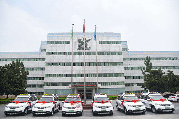 提高執(zhí)法效率||江西市場監(jiān)管局采購電動執(zhí)法車(圖1)