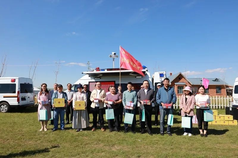 檢察移動(dòng)方艙首次亮相  助力鄂溫克檢察院“送法進(jìn)家室，法治助履職”(圖5)