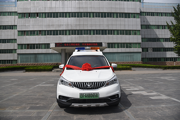 提升城市管理水平  鑄造智慧執(zhí)法隊伍——鄭州采購電動執(zhí)法車(圖1)