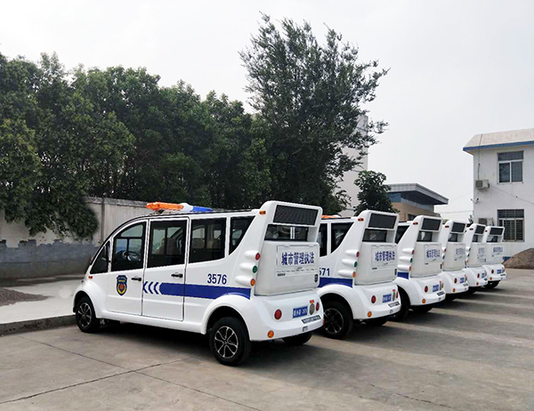 電動執(zhí)法車亮相新鄉(xiāng)，助力城管執(zhí)法(圖2)