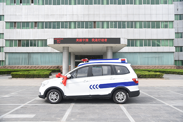 “執(zhí)法+服務(wù)”彰顯城市溫度||鶴壁采購電動執(zhí)法車(圖5)