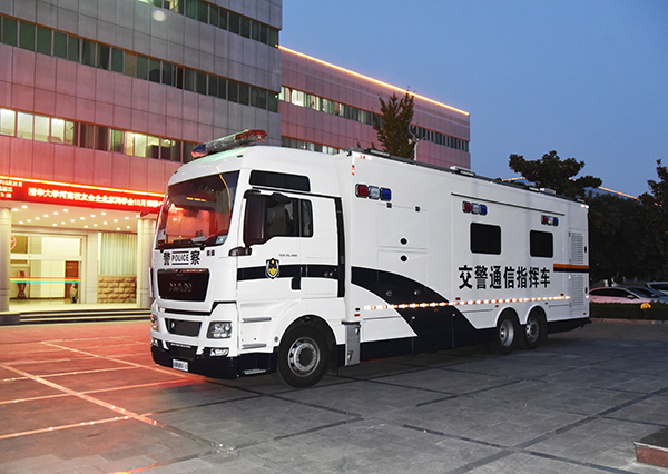 智能管控 服務(wù)實戰(zhàn)||海南采購交警通信指揮車(圖3)