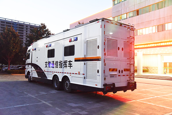 智能管控 服務(wù)實戰(zhàn)||海南采購交警通信指揮車(圖6)