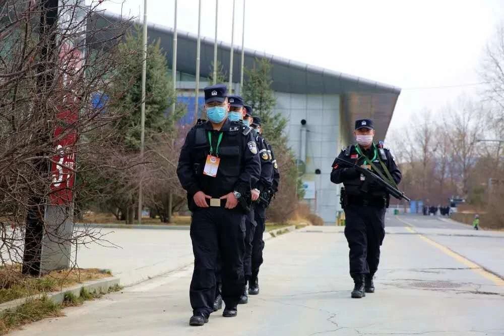 天冷了，請(qǐng)用你的微笑、信任和理解，溫暖一下身邊的警察吧(圖4)