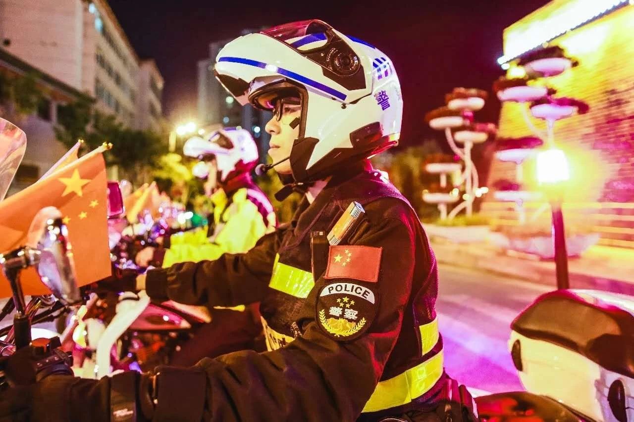 天冷了，請(qǐng)用你的微笑、信任和理解，溫暖一下身邊的警察吧(圖3)