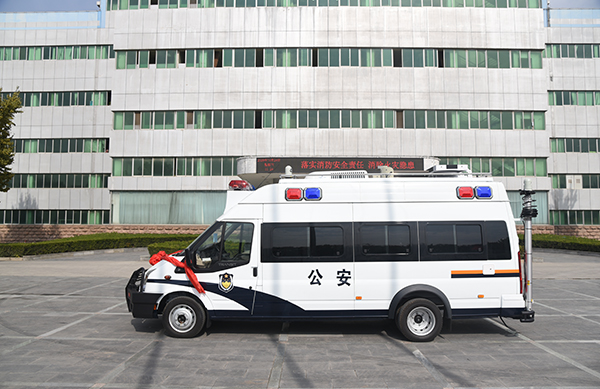 山東采購(gòu)無(wú)人機(jī)通訊指揮車(圖5)