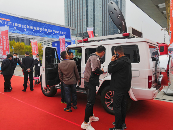 戰(zhàn)勤保障專家·森源鴻馬攜高端應(yīng)急保障車輛裝備重磅亮相2020山東應(yīng)急展(圖10) 戰(zhàn)勤保障專家·森源鴻馬攜高端應(yīng)急保障車輛裝備重磅亮相2020山東應(yīng)急展(圖10)