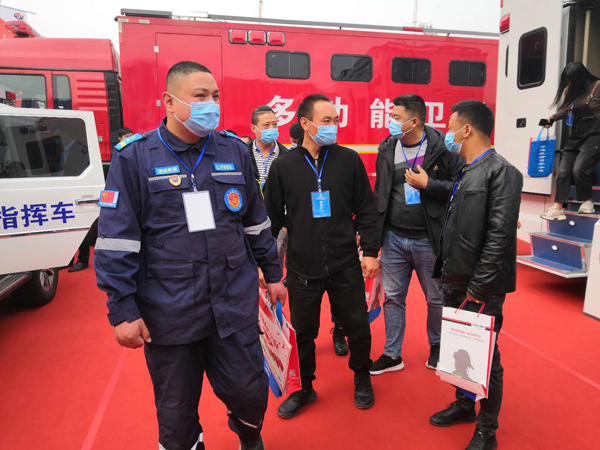 戰(zhàn)勤保障專家·森源鴻馬攜高端應(yīng)急保障車輛裝備重磅亮相2020山東應(yīng)急展(圖11) 戰(zhàn)勤保障專家·森源鴻馬攜高端應(yīng)急保障車輛裝備重磅亮相2020山東應(yīng)急展(圖11)