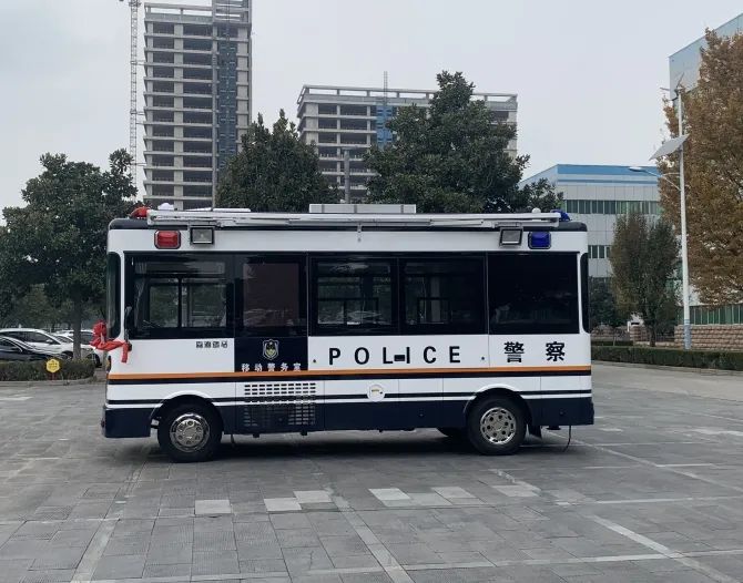 便民服務(wù)更便捷||云南昭通市采購移動警務(wù)室(圖3) 便民服務(wù)更便捷||云南昭通市采購移動警務(wù)室(圖3)