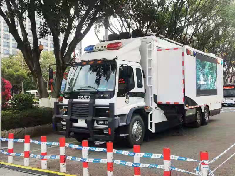 平安梅州||寧惠軍檢查“梅馬”安保工作 確保賽事安全有序進(jìn)行(圖5) 平安梅州||寧惠軍檢查“梅馬”安保工作 確保賽事安全有序進(jìn)行(圖5)