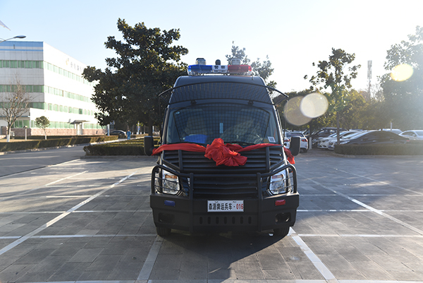 安徽壽縣采購警力輸送車(圖1)