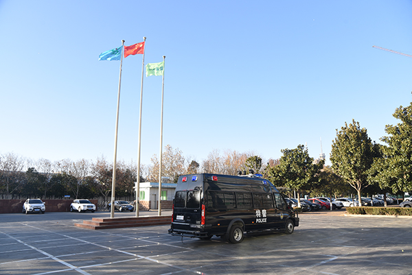 安徽壽縣采購警力輸送車(圖5)