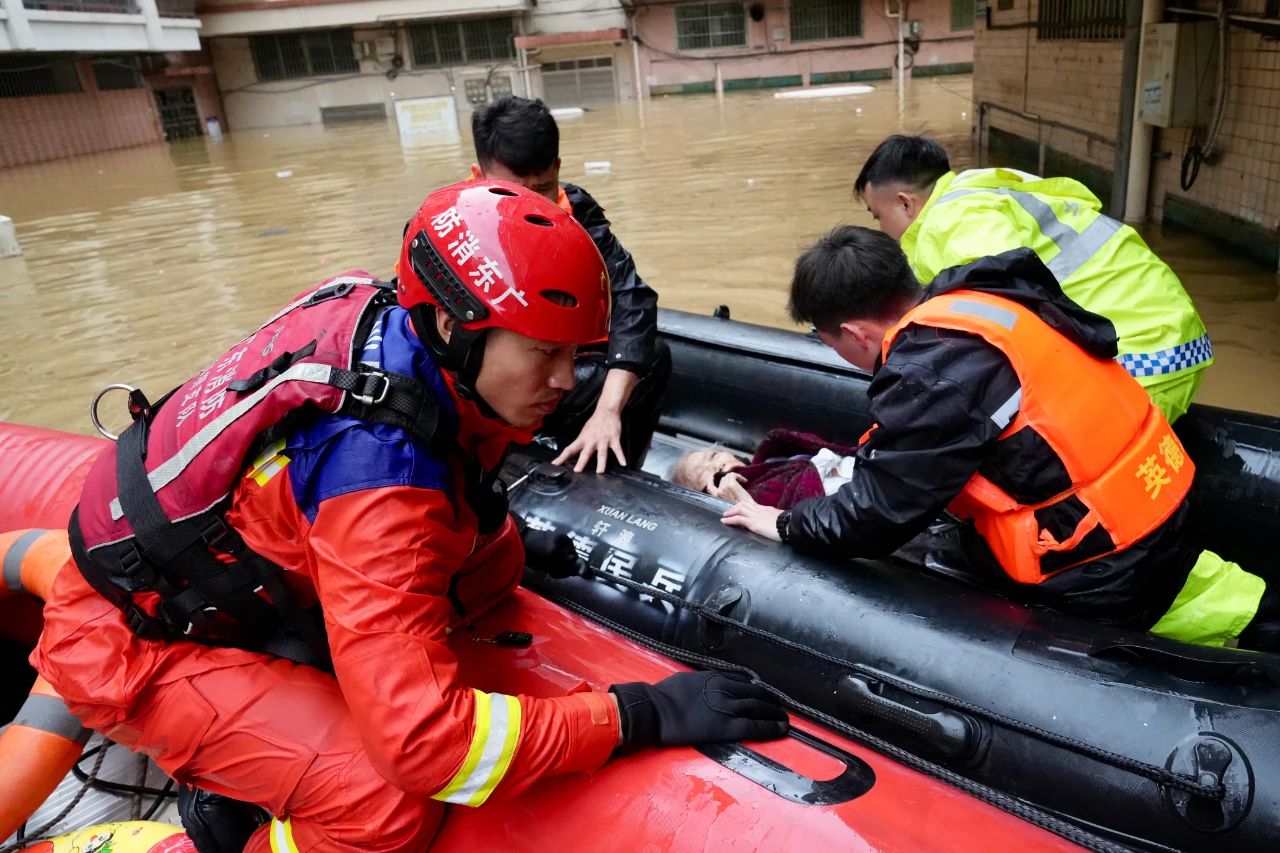 森源鴻馬排澇車：城市內(nèi)澇中的應(yīng)急搶險利器(圖1)