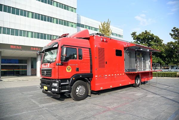 森源鴻馬水質(zhì)凈化車實現(xiàn)就地取水就地補給(圖2)