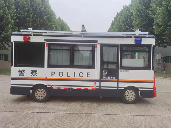 森源鴻馬移動(dòng)警務(wù)室發(fā)往上海||筑牢假期安全屏障(圖4)