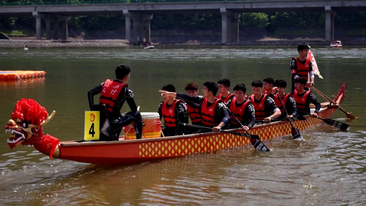 端午佳節(jié)龍舟競渡||移動警務(wù)室護航龍舟錦標(biāo)賽(圖3)