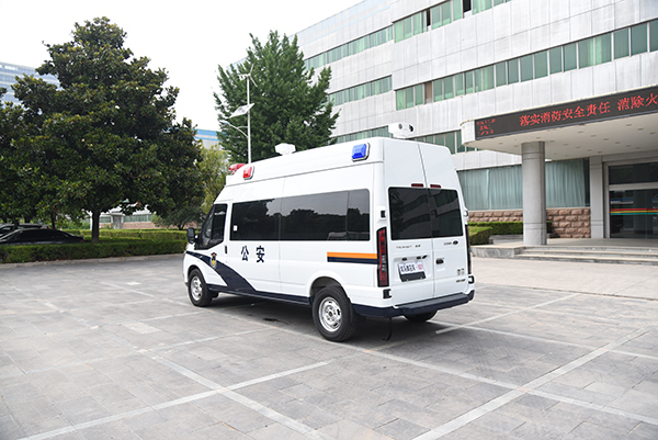 打造忠誠(chéng)鐵衛(wèi) 筑牢“防火墻”||森源鴻馬多功能押解車(chē)發(fā)往黑龍江(圖5)