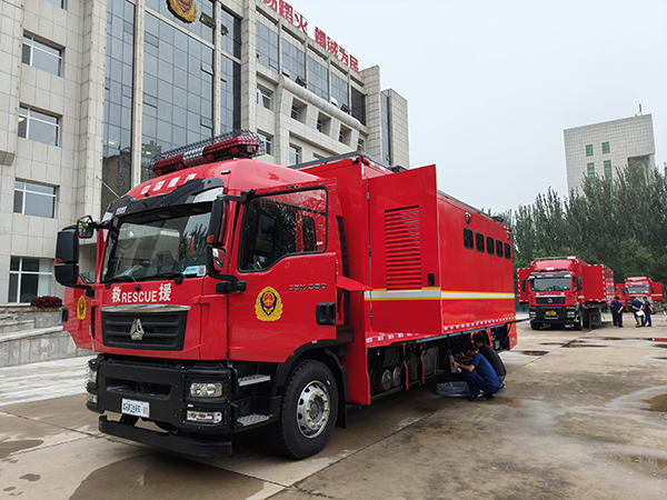戰(zhàn)保添利劍 體系更完善||森源鴻馬戰(zhàn)勤保障車輛助力內(nèi)蒙古建立戰(zhàn)勤保障體系(圖3)