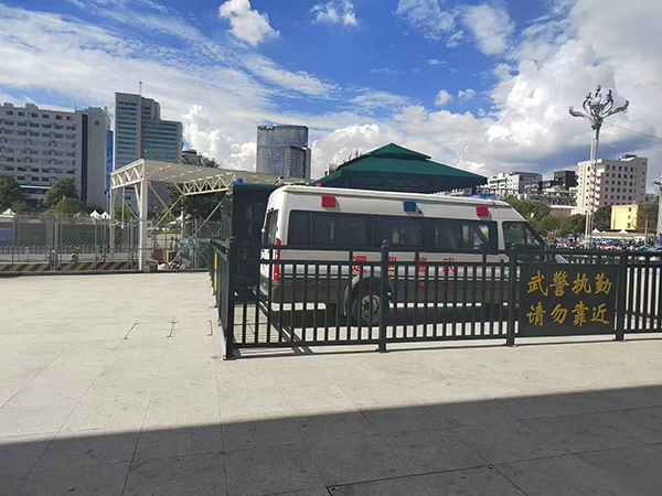 平安“警”色護(hù)航！移動(dòng)執(zhí)勤方艙暖守護(hù) 為民服務(wù)不止步(圖2)