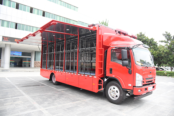 以車代庫 快速反應(yīng)||森源鴻馬消防裝備運(yùn)輸車發(fā)往遼寧(圖6)