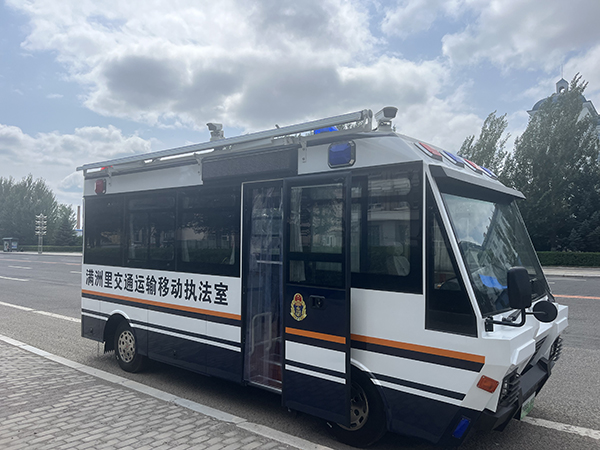內(nèi)蒙古移動執(zhí)法服務(wù)站“站崗執(zhí)勤”||助力交通安全(圖2)