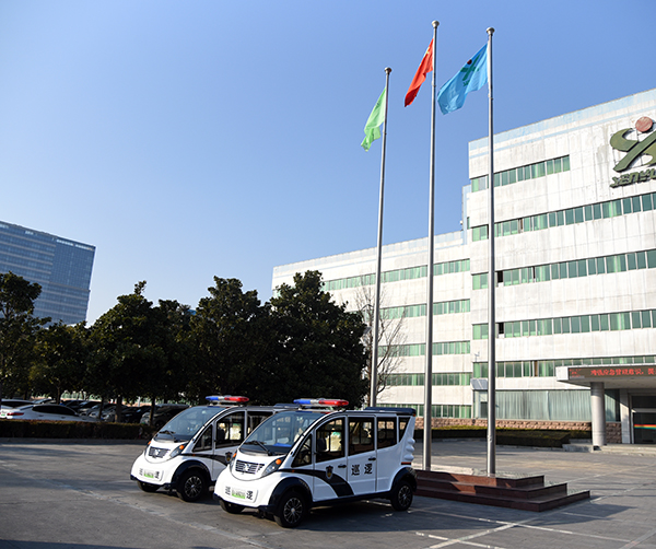 森源鴻馬電動(dòng)巡邏車正式入駐清明上河園(圖2)