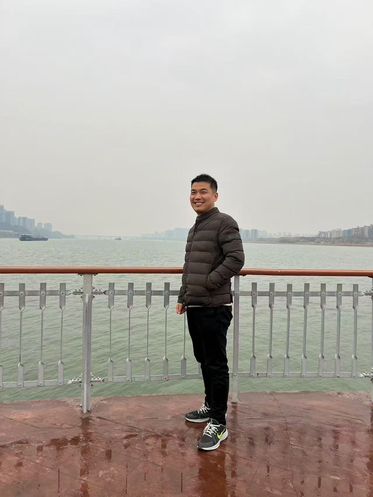 森源鴻馬最美奮斗者研發(fā)創(chuàng)新獎(jiǎng)石宏偉：以創(chuàng)新驅(qū)動(dòng)，引領(lǐng)行業(yè)發(fā)展(圖3)