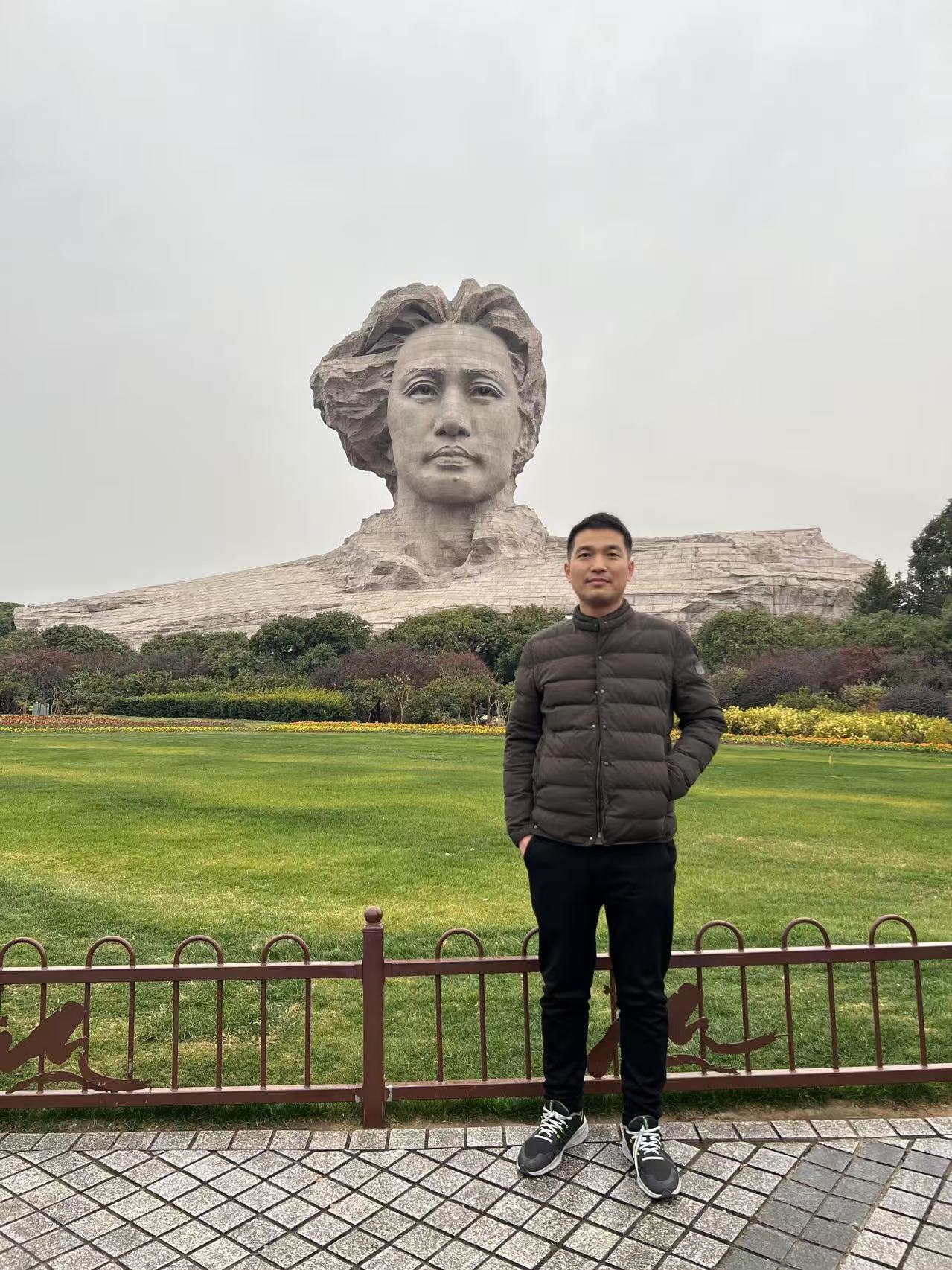 森源鴻馬最美奮斗者研發(fā)創(chuàng)新獎(jiǎng)石宏偉：以創(chuàng)新驅(qū)動(dòng)，引領(lǐng)行業(yè)發(fā)展(圖5)