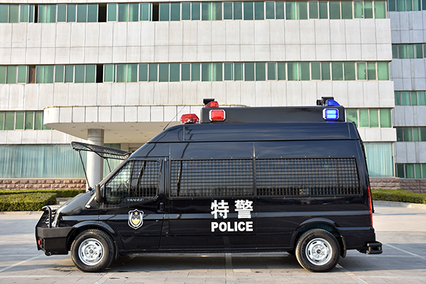 森源鴻馬防暴突擊車：守護(hù)城市安全的堅(jiān)固堡壘(圖3)