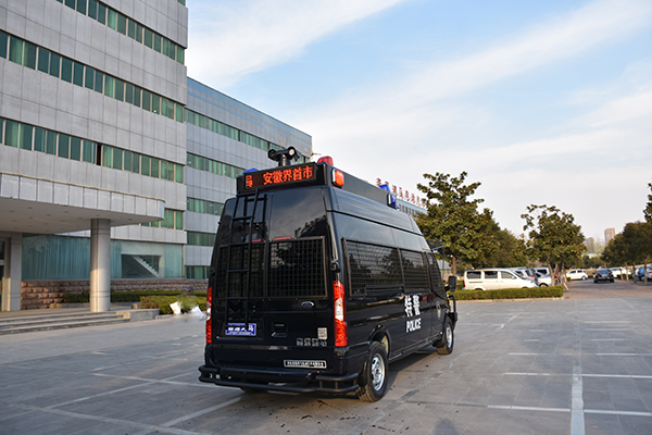 森源鴻馬防暴突擊車：守護(hù)城市安全的堅(jiān)固堡壘(圖8)