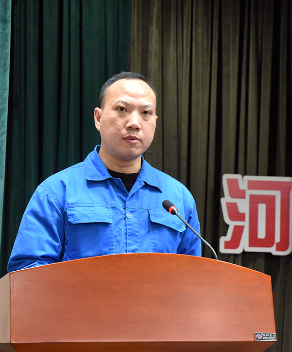 森源鴻馬最美奮斗者管理之星楊衛(wèi)東：卓越領(lǐng)航，驅(qū)動(dòng)公司高效前行(圖1)
