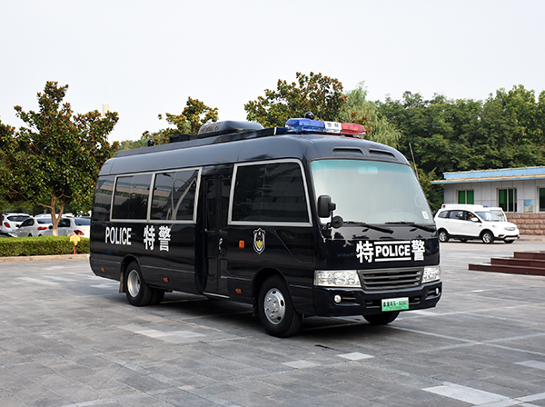 森源鴻馬中型通信指揮車亮相||為應(yīng)急指揮注入新活力(圖3)