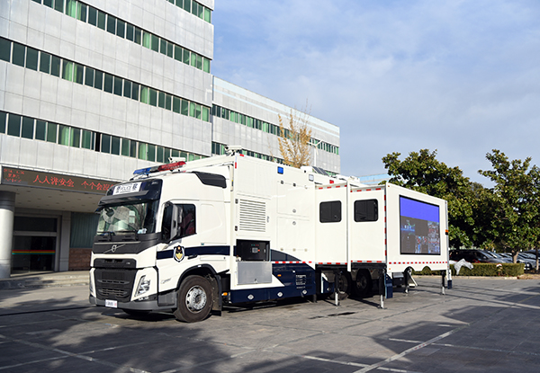 森源鴻馬告訴你大型通信指揮車功能有多強大？(圖3)
