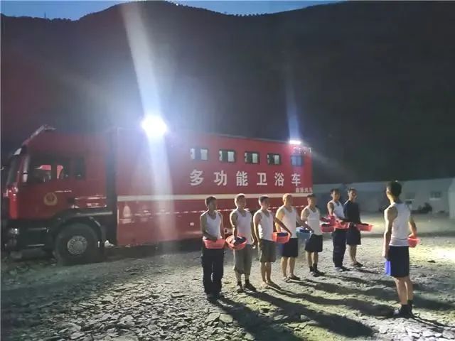 揭秘！消防救援“十車聯(lián)?！笔悄氖_車？(圖11)