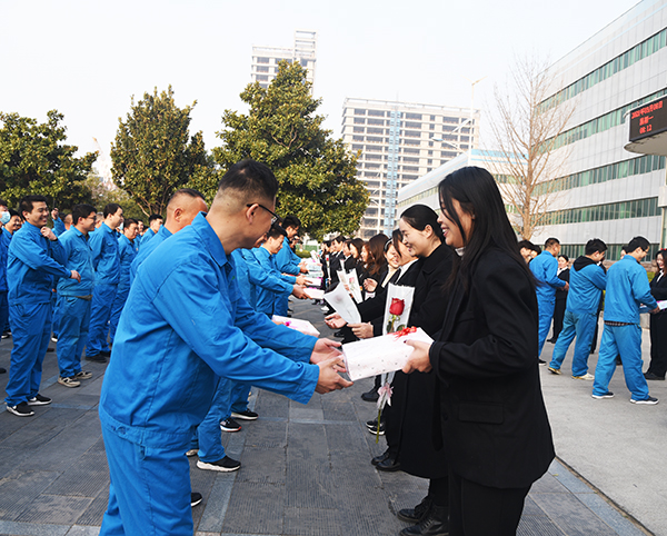 森源鴻馬慶祝三八女神節(jié)//愿你芳華自在 愿你笑靨如花(圖5) 森源鴻馬慶祝三八女神節(jié)//愿你芳華自在 愿你笑靨如花