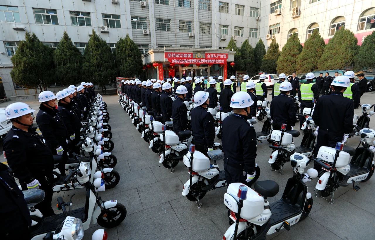 山西呂梁市區(qū)正式啟動“路長制”警務新模式！(圖1)