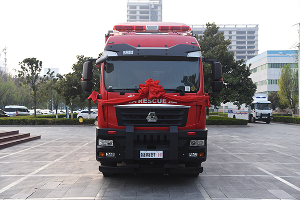 南京采購多功能宿營車(圖1)