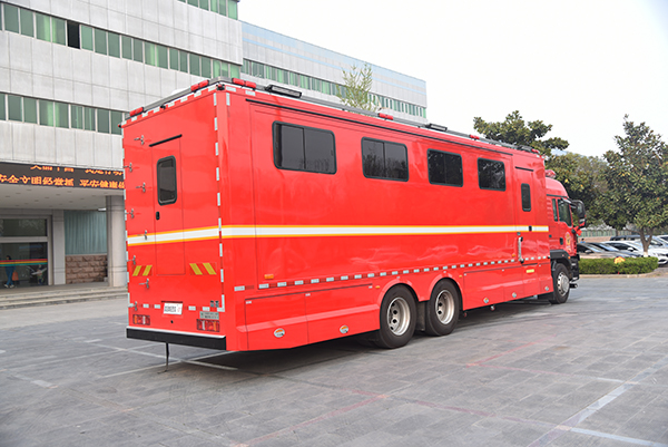 南京采購多功能宿營車(圖6)