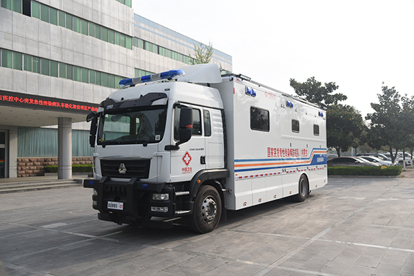 森源鴻馬醫(yī)療飲食保障車(圖1) 森源鴻馬醫(yī)療飲食保障車(圖1)