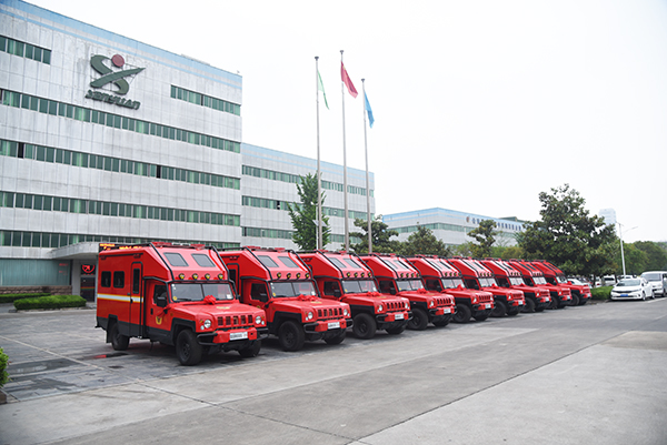 前突響應(yīng)迅速——商丘采購20臺前突通信保障車(圖2)