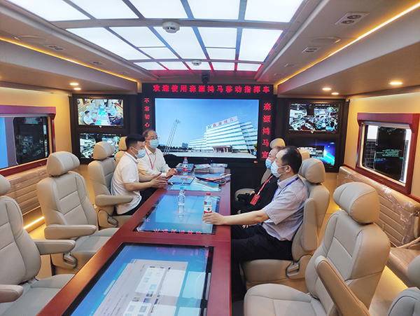 精彩車型矩陣 先進(jìn)技術(shù)實(shí)力——森源鴻馬攜高科技 裝備亮相第十二屆交博會(huì)(圖5) 精彩車型矩陣 先進(jìn)技術(shù)實(shí)力——森源鴻馬攜高科技 裝備亮相第十二屆交博會(huì)(圖5)