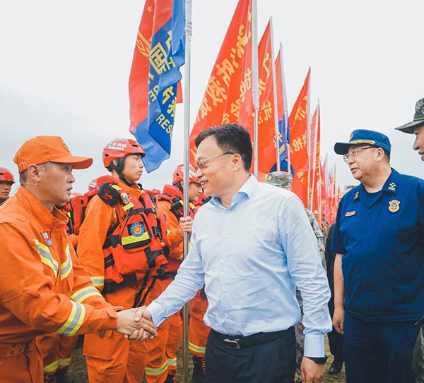 江蘇消防救援隊(duì)伍在全省防汛應(yīng)急搶險(xiǎn)救援演練現(xiàn)場(chǎng)練精兵謀打贏 (圖4) 江蘇消防救援隊(duì)伍在全省防汛應(yīng)急搶險(xiǎn)救援演練現(xiàn)場(chǎng)練精兵謀打贏 (圖4)