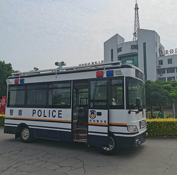 焦作移動警務室上崗，助力街面警務新模式！(圖2)
