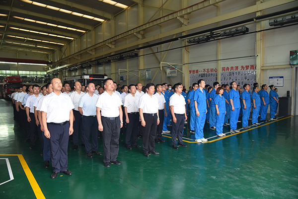 公司是船 我是船員||森源鴻馬召開上半年總結(jié)暨決戰(zhàn)200天動(dòng)員大會(huì)(圖2) 公司是船 我是船員||森源鴻馬召開上半年總結(jié)暨決戰(zhàn)200天動(dòng)員大會(huì)(圖2)