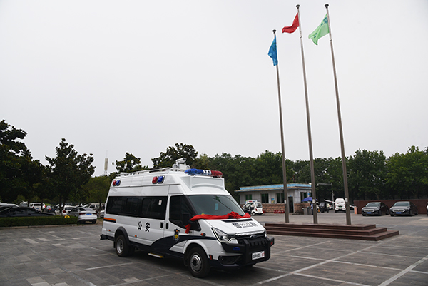 浙江麗水市采購移動指揮車(圖3)