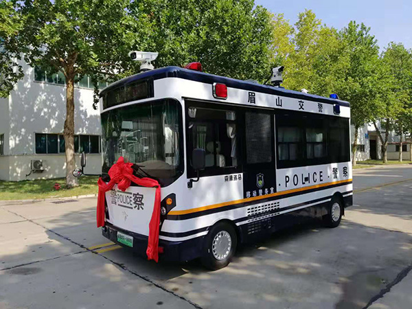 筑牢疫情防控防線||移動(dòng)防疫工作站發(fā)往四川眉山市(圖2)